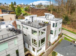 2307 W Raye St, Seattle, WA 98199