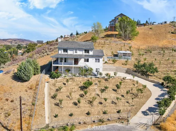 42804 Barnstead Dr, Elizabeth Lake, CA 93532