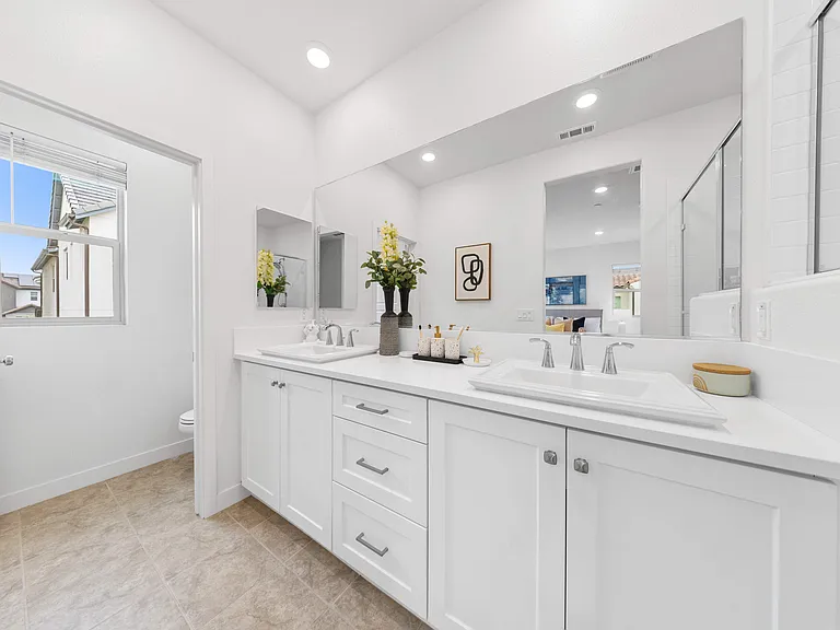 35 Bedford Ct — Photo 24