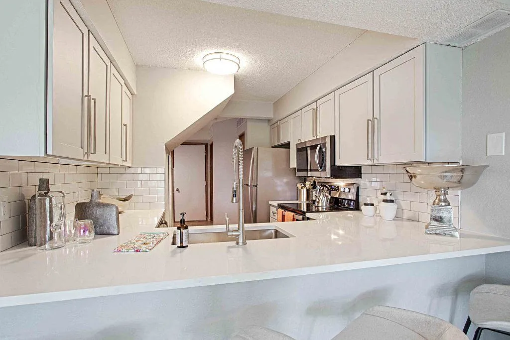 Seasons Villas — Photo 4