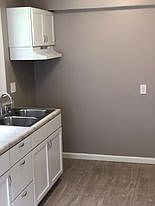 4th image of 444 Dale Ave