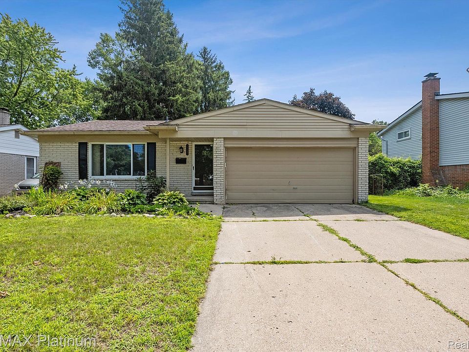 1st image of 39647 John Dr