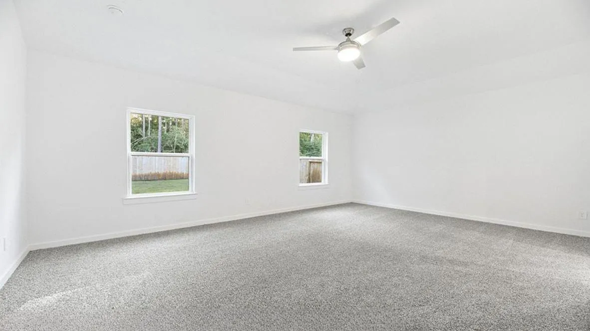 5 bed, 2770 sqft, $3,200 — Photo 4