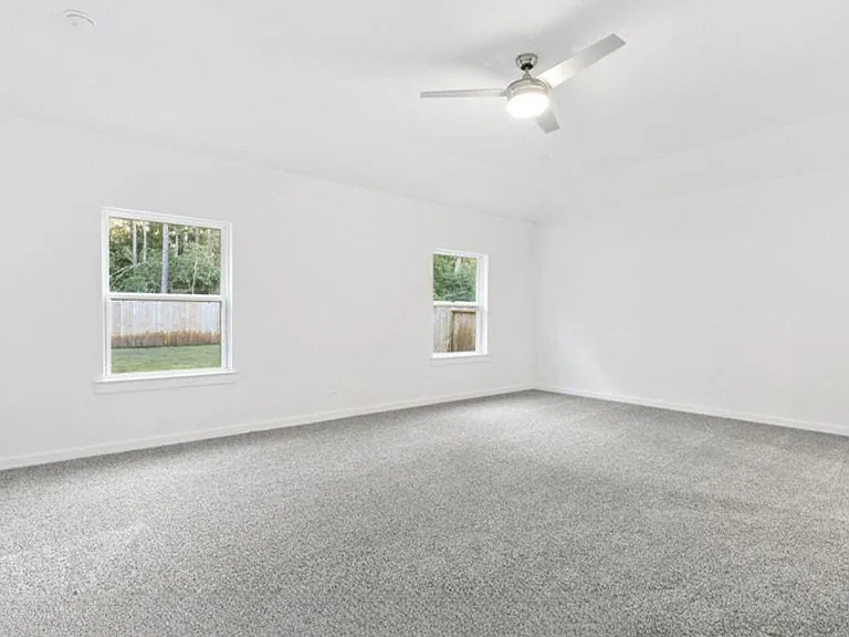 9308 Gossamer St — Photo 4
