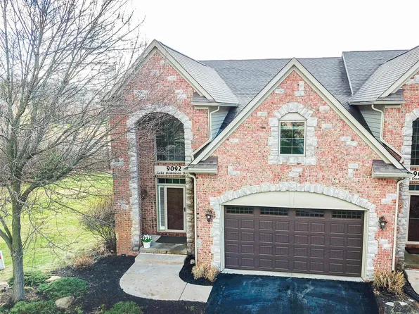 9092 Lake Dominion Dr, Brighton, MI 48114