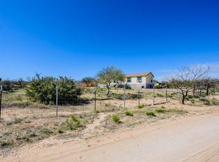 14225 W Lodorie Ln, Tucson, AZ 85736