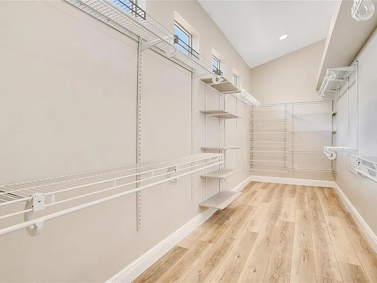1115 Landale Ct — Photo 21