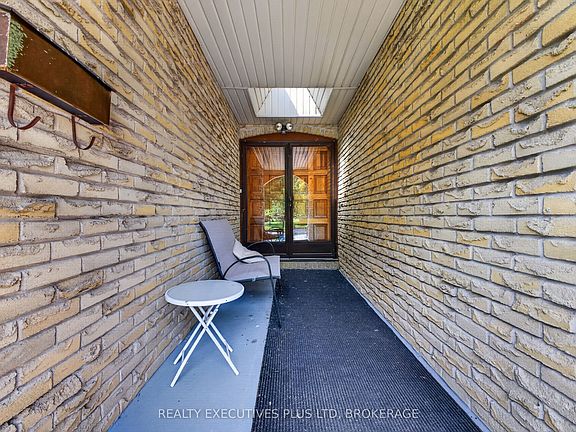 4th image of 6245 Pitton Rd