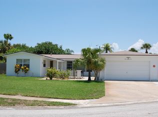 484 Penguin Dr, Satellite Beach, FL 32937