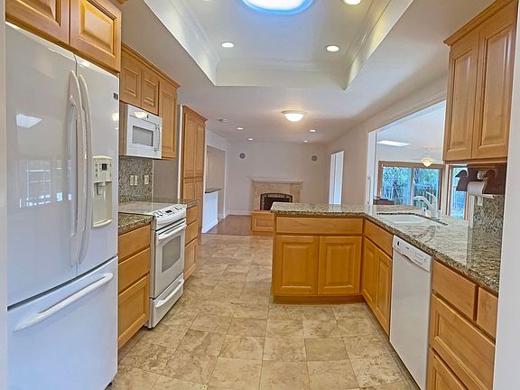 5th image of 7716 Squirehill Ct