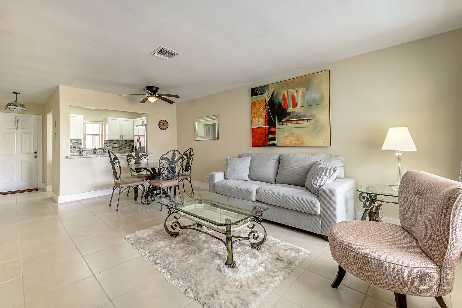 1 bed, 1.0 bath, 796 sqft, $3,290 — Photo 1