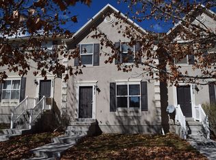 3413 E Peregrine Rd, Eagle Mountain, UT 84005