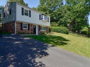 15422 Ohio Ave, Woodbridge, VA 22191
