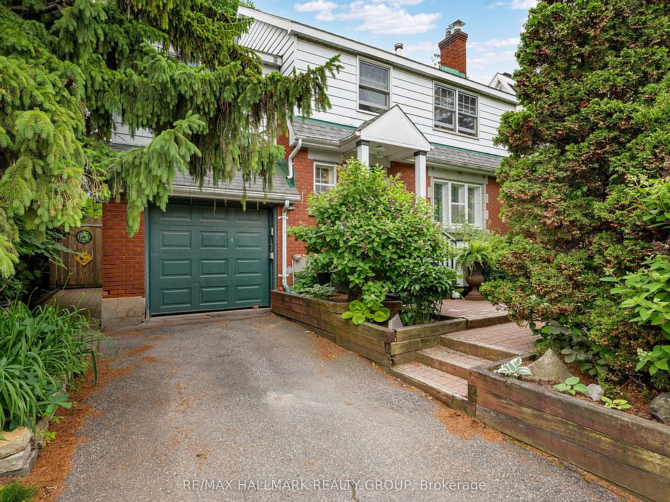 1st image of 8 Ruskin St