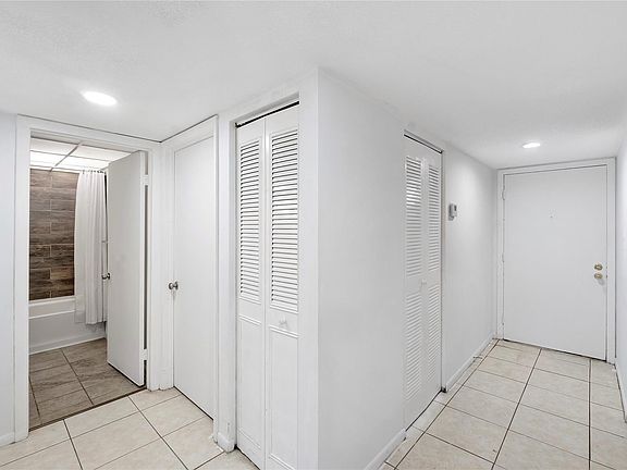 5th image of 3341 NW 47th Terrace #206