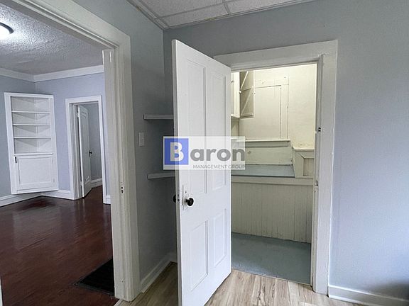 5th image of 2417 Linden Ave #1