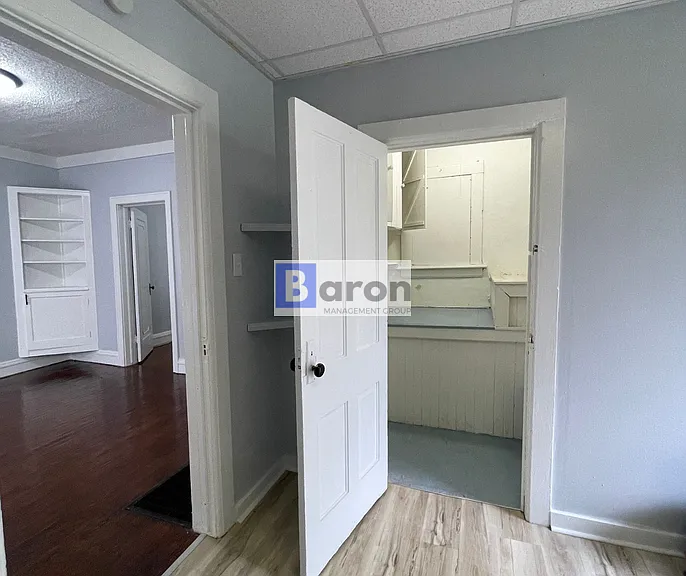 2417 Linden Ave #1 — Photo 5