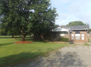 2731 Kalamazoo Rd, Paris, AR 72855