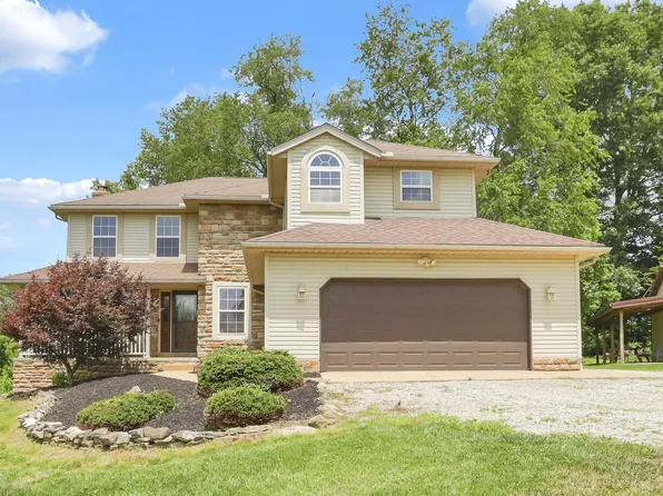 8258 Lancaster Rd, Hebron, OH 43025