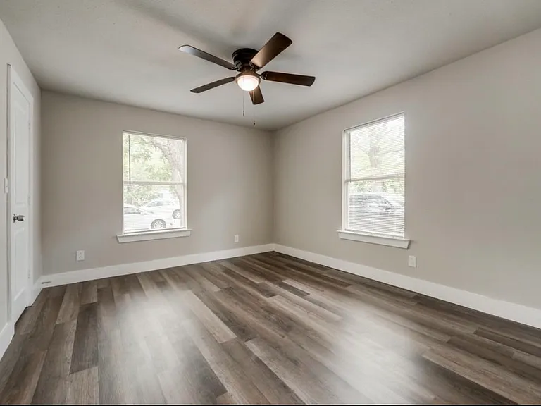 1215 Fannin St — Photo 8