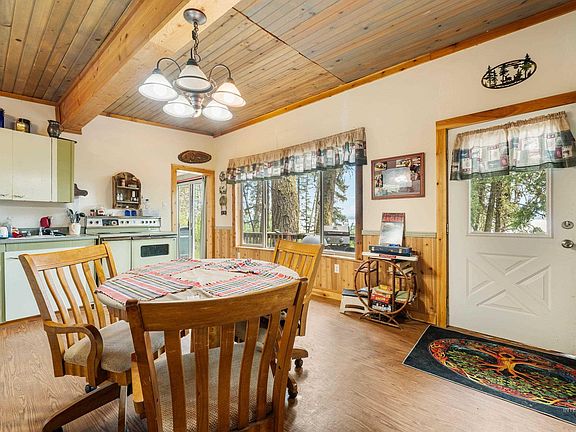 4th image of 24 Pats Ln