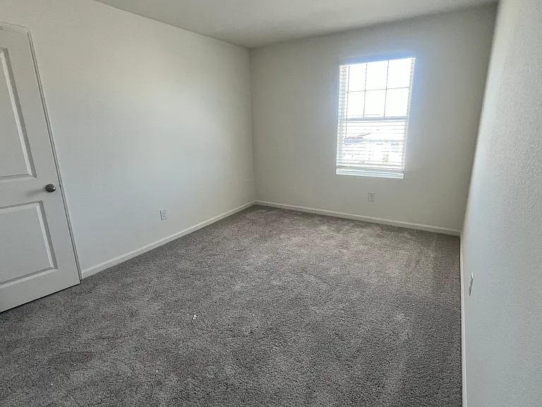 10320 Holycross Ln — Photo 14