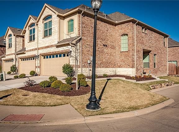2nd image of 1800 Villa Dr