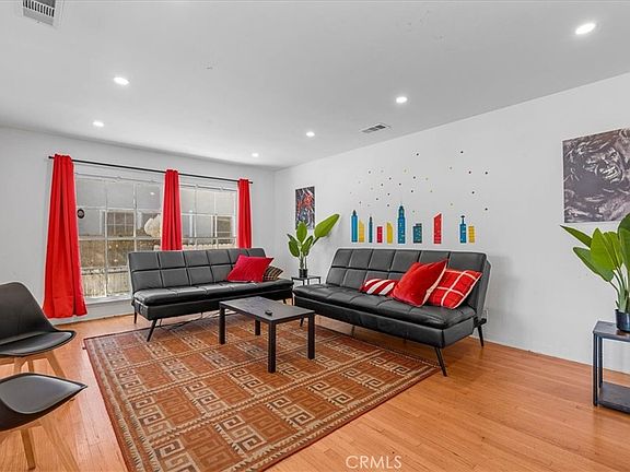 4th image of 3633 Lime Ave