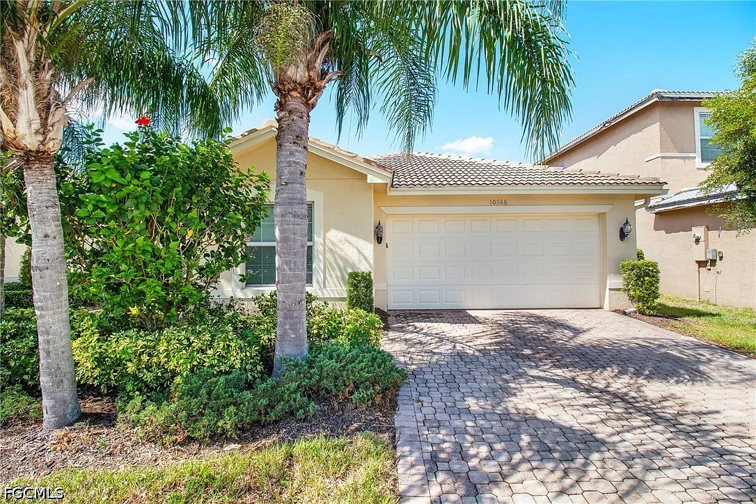 3 bed, 2.0 bath, 1578 sqft, $2,500 — Photo 1