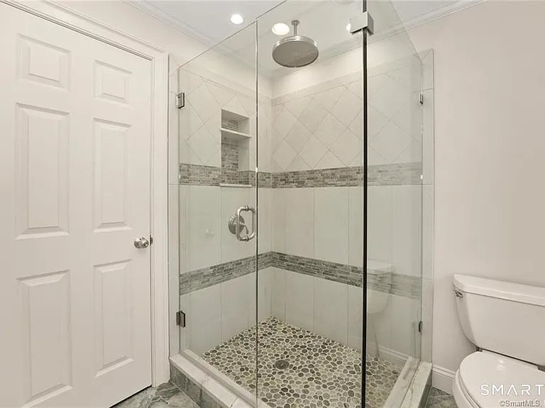 45 Sherman St #B — Photo 13