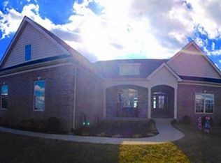 201 Grassland Park, Lexington, KY 40515