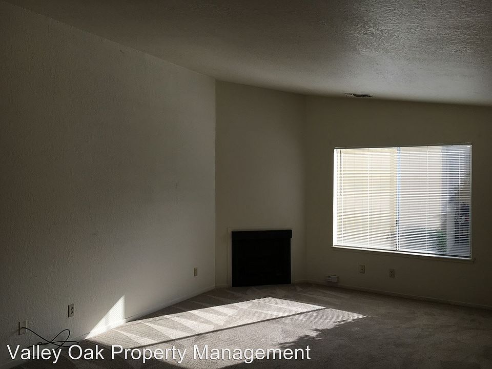 1st image of 1205 W Roseburg Ave APT 3