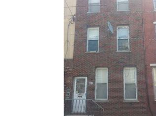 1903 S 10th St, Philadelphia, PA 19148