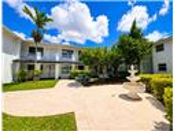 3rd image of 3817 Del Prado Blvd S APT 205