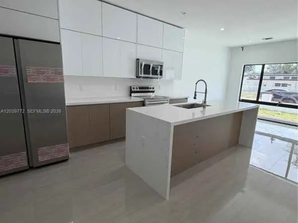 9708 NW 26th Ave, Miami, FL 33147