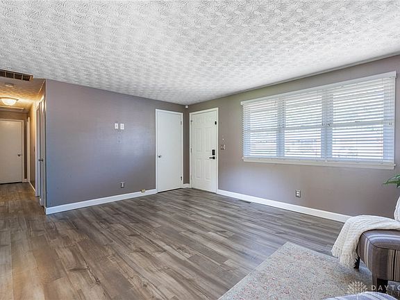 5th image of 1026 Romanus Dr