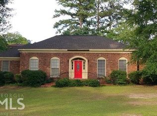 1203 Victoria Dr, Dublin, GA 31021