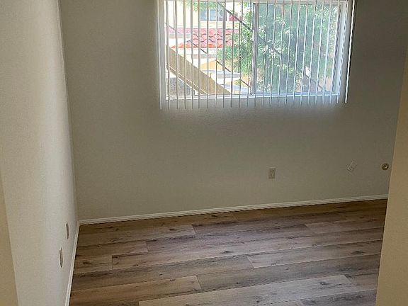 4th image of 1462 Oliver Ave APT B