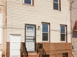 3616 Emerald St, Philadelphia, PA 19134