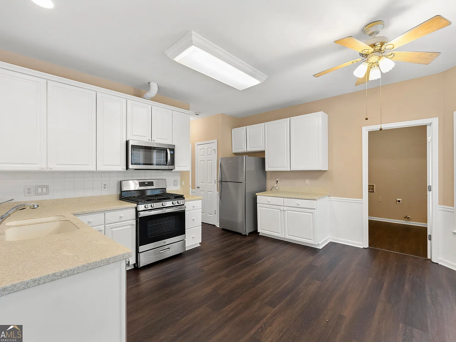 158 Kenley Ct — Photo 3