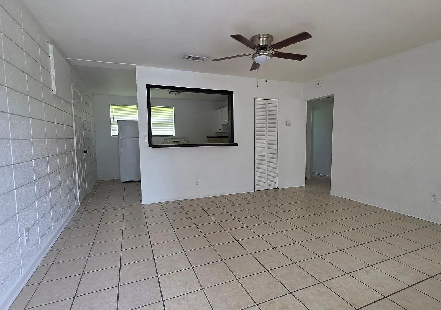 2 Bedroom, 1 Bath Single Family Home — Photo 2