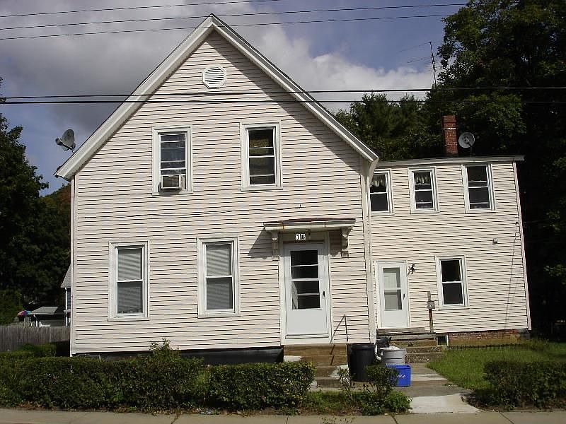 2nd image of 18 Hickory St