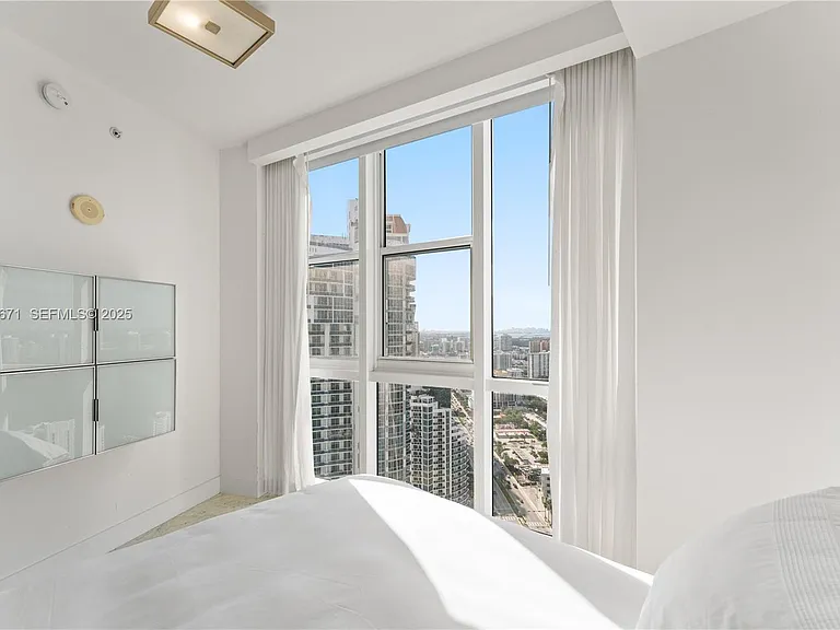 18201 Collins Ave #5001 — Photo 19