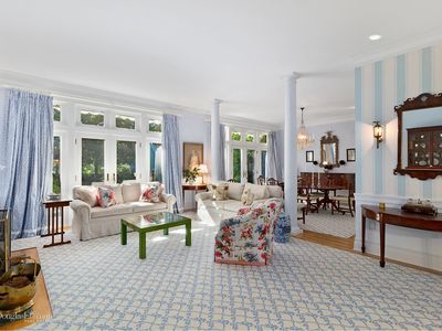 97 Coopers Farm Rd, Southampton, NY, 11968