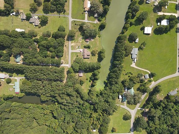 5th image of 24 Dean Matthews Rd