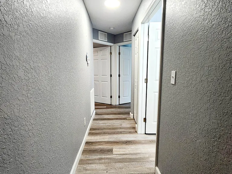 206 Alice St — Photo 20