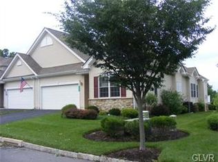 5017 Saw Grass Dr, Northampton, PA 18067