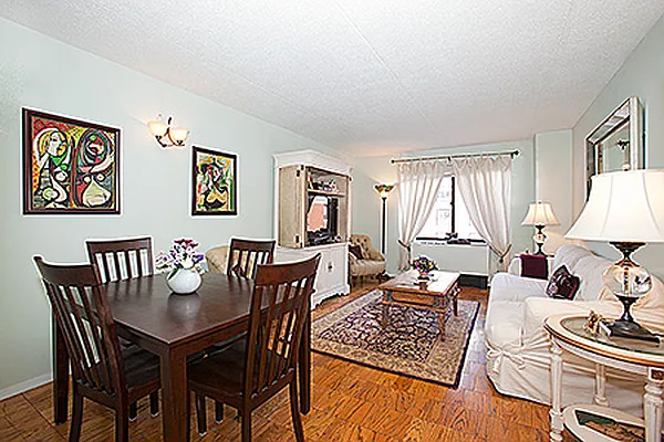 Sold by Empire State Properties | media 15