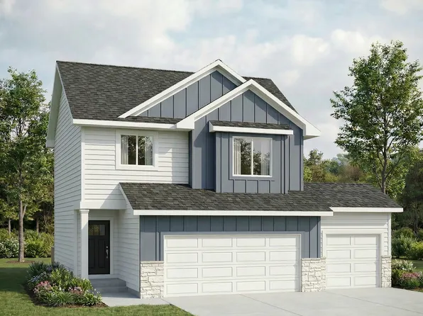 3261 Marigold Cir, Pella, IA 50219