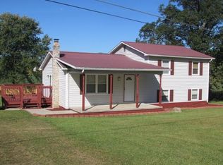 819 Sheffey School Rd, Wytheville, VA 24382